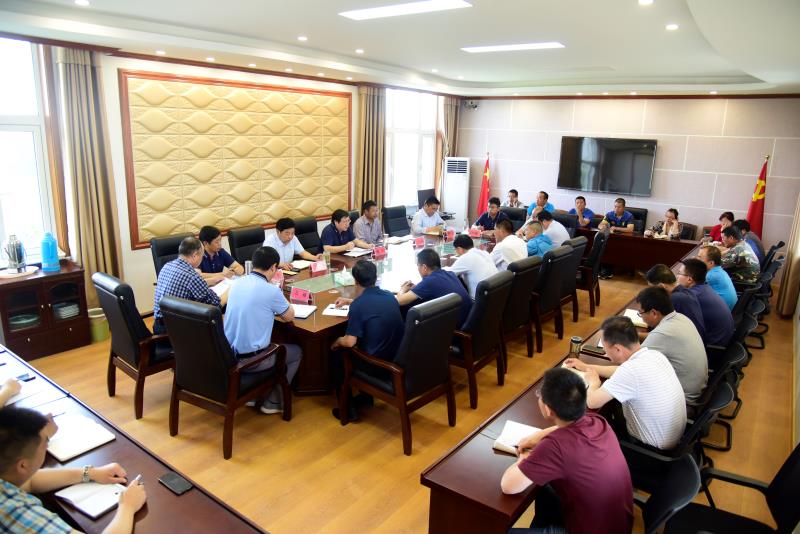 皖墾種業(yè)黨委書(shū)記、董事長(zhǎng)陳軍到宿州分公司調(diào)研指導(dǎo)工作