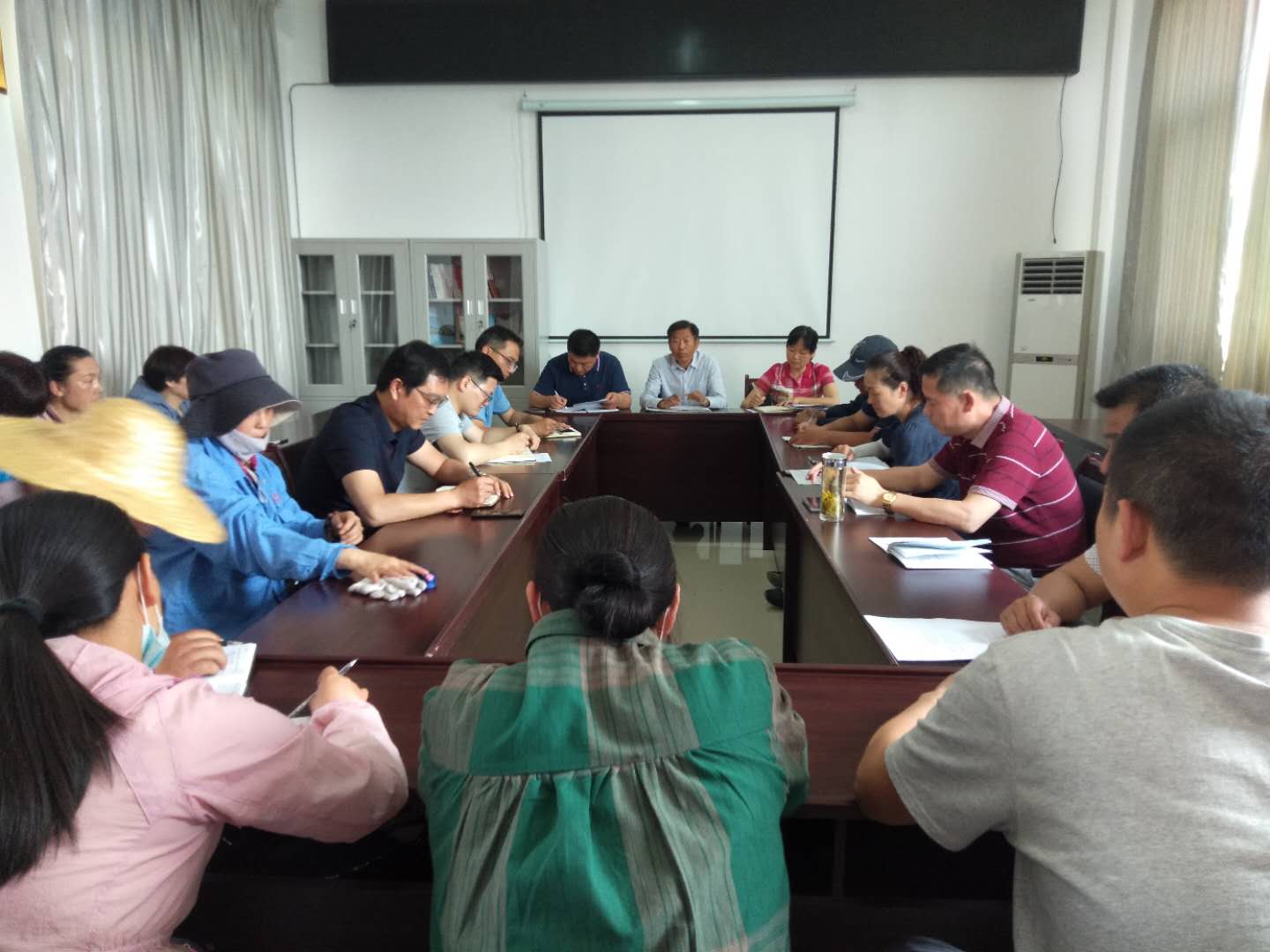 懷遠(yuǎn)分公司召開(kāi)午季收購(gòu)專題會(huì)議，全面部署收購(gòu)工作